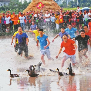 习近平总书记致全国亿万农民的丰收节祝愿温暖人心振奋精神